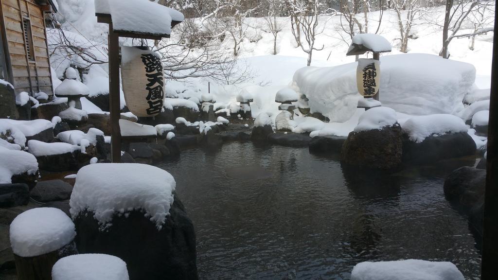 Kaikake Onsen Hotel Yuzawa  Exterior photo